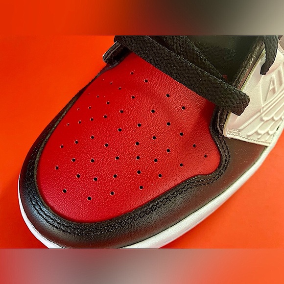 JORDAN NU RETRO 1 LOW - Picture 3 of 4